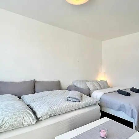 Amalka Pod Tanvaldskym Spicakem Apartment